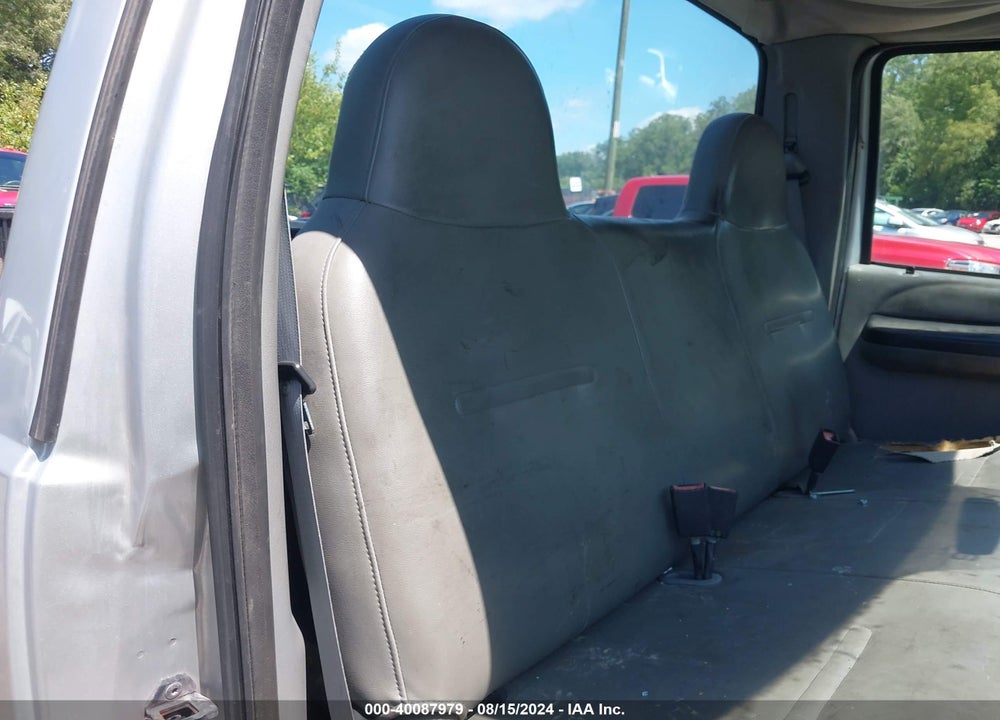 2005 FORD F-250 XL/XLT VIN: 1FTSF21Y25EB55991