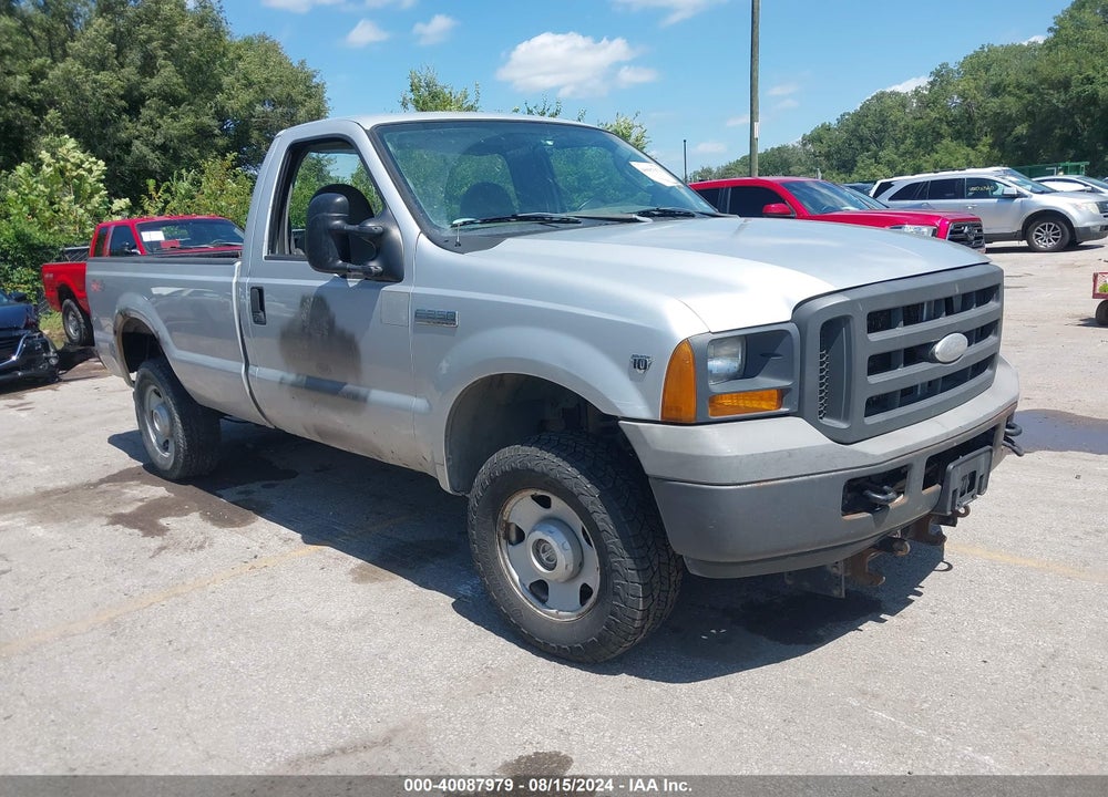 2005 FORD F-250 XL/XLT VIN: 1FTSF21Y25EB55991