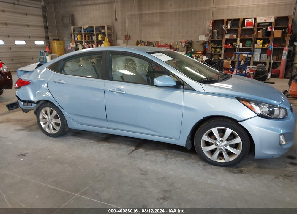 2013 HYUNDAI ACCENT VIN: KMHCU4AE5DU419412