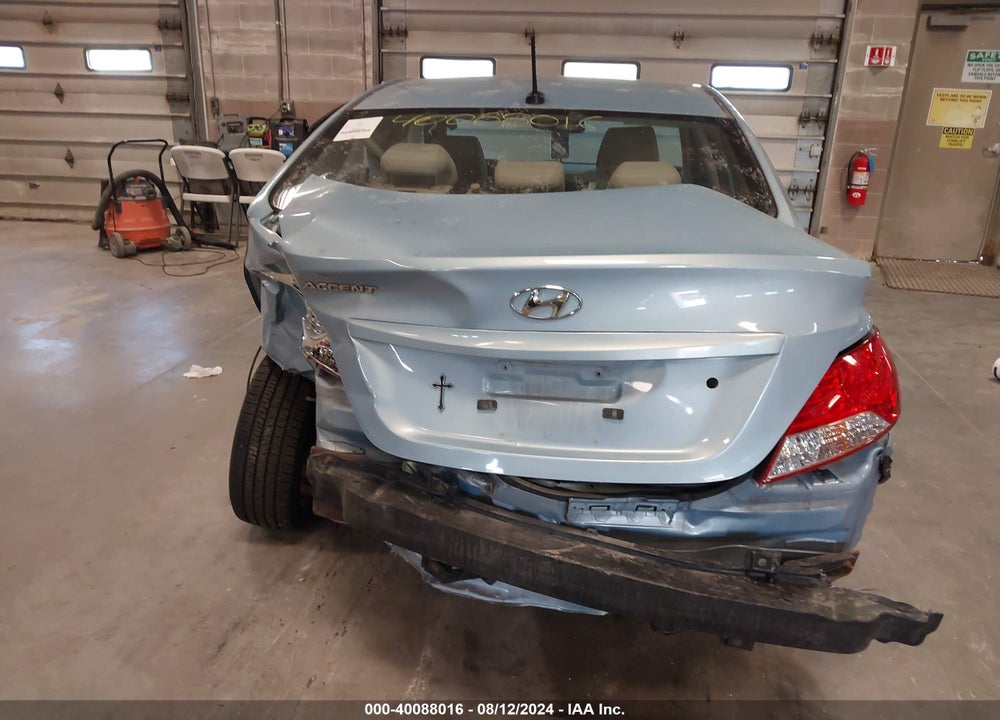 2013 HYUNDAI ACCENT VIN: KMHCU4AE5DU419412