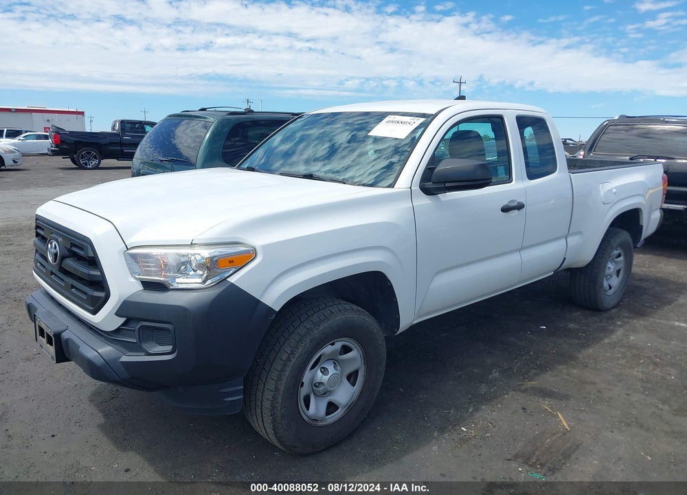 2017 TOYOTA TACOMA SR VIN: 5TFRX5GN0HX100457