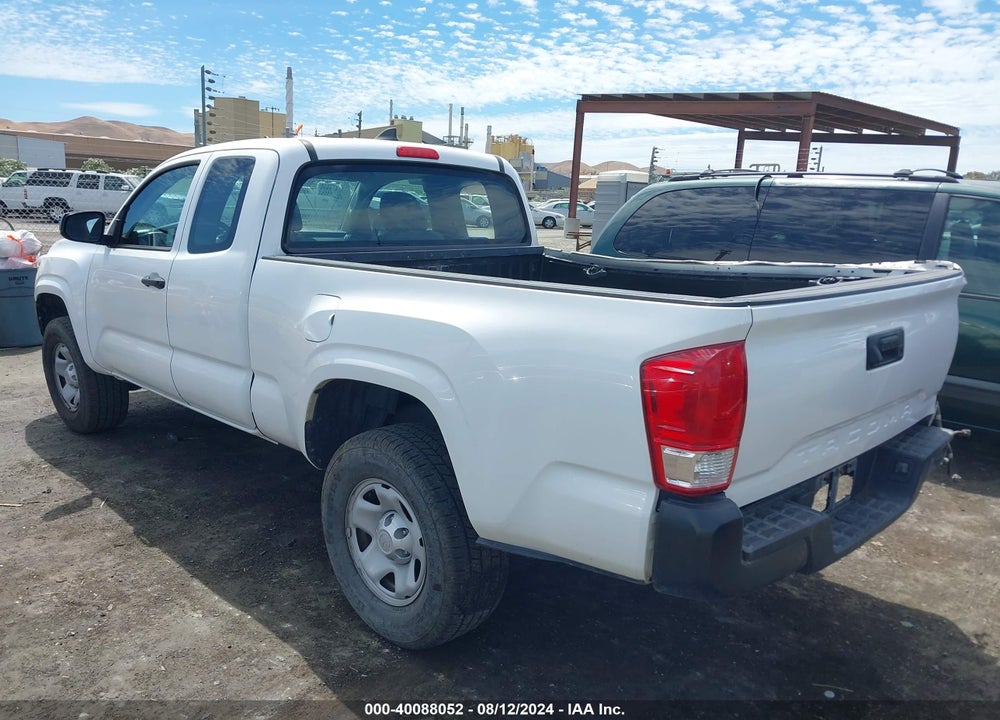 2017 TOYOTA TACOMA SR VIN: 5TFRX5GN0HX100457