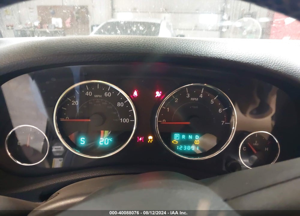 2012 JEEP WRANGLER UNLIMITED SAHARA VIN: 1C4BJWEG6CL121388