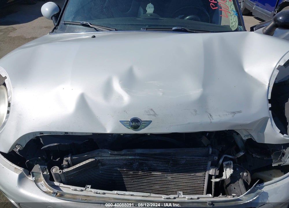 2011 MINI COOPER VIN: WMWSU3C53BT095349