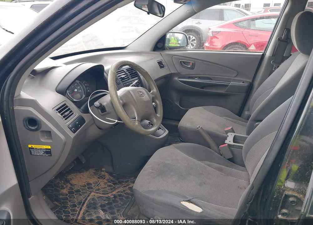 2008 HYUNDAI TUCSON GLS VIN: KM8JM12B88U860466