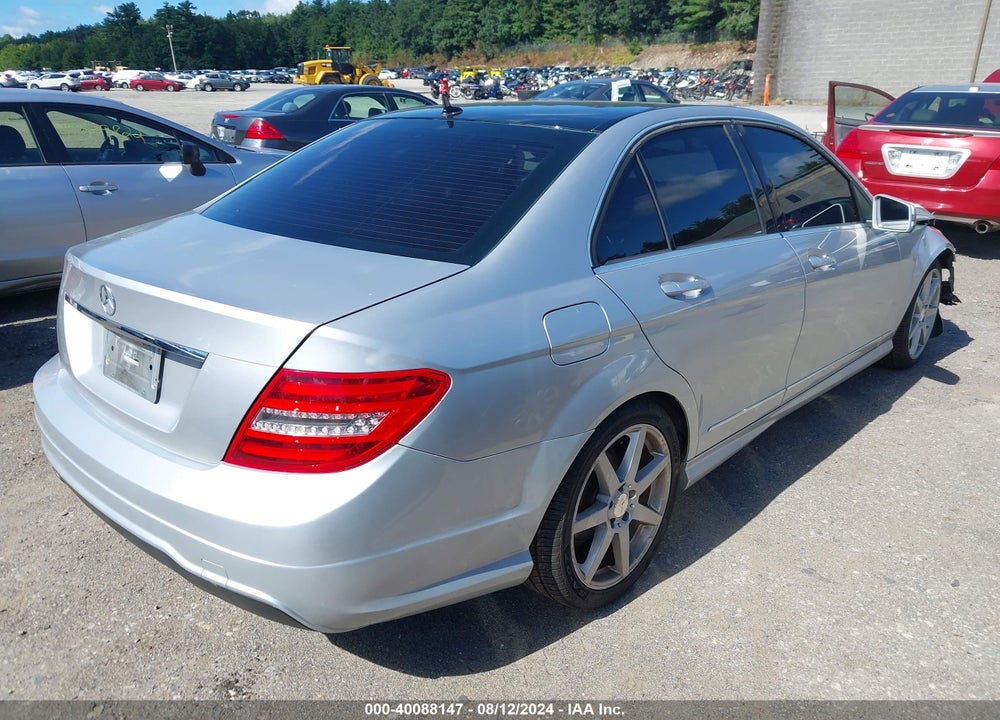 2014 MERCEDES-BENZ C 250 LUXURY/SPORT VIN: WDDGF4HBXEA961044