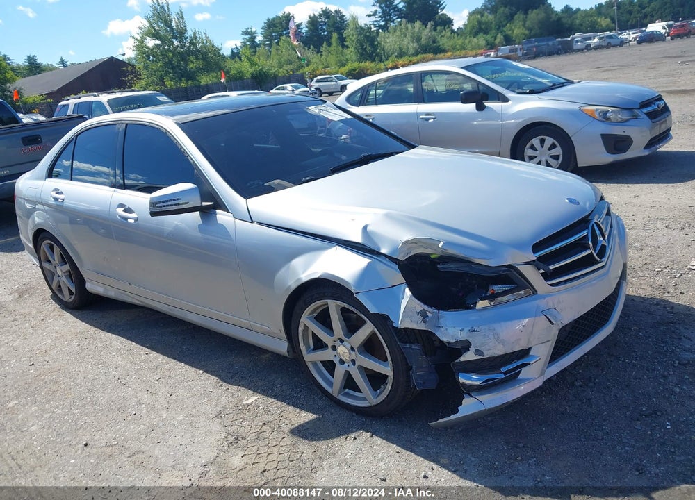 2014 MERCEDES-BENZ C 250 LUXURY/SPORT VIN: WDDGF4HBXEA961044