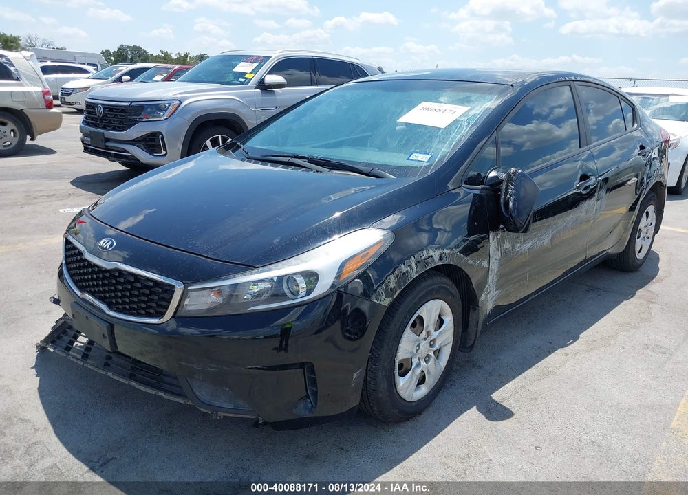 2018 KIA FORTE LX VIN: 3KPFK4A77JE192985