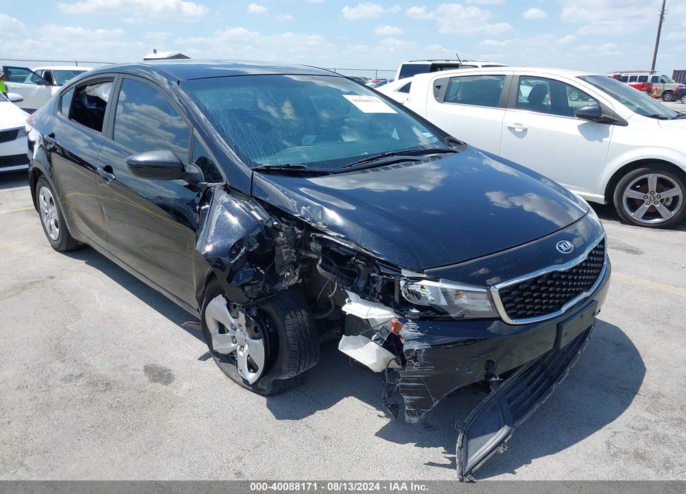 2018 KIA FORTE LX VIN: 3KPFK4A77JE192985
