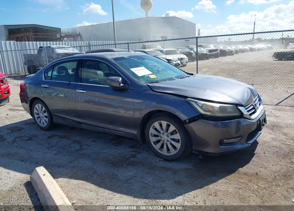 2015 HONDA ACCORD EX-L V-6 VIN: 1HGCR3F86FA021604