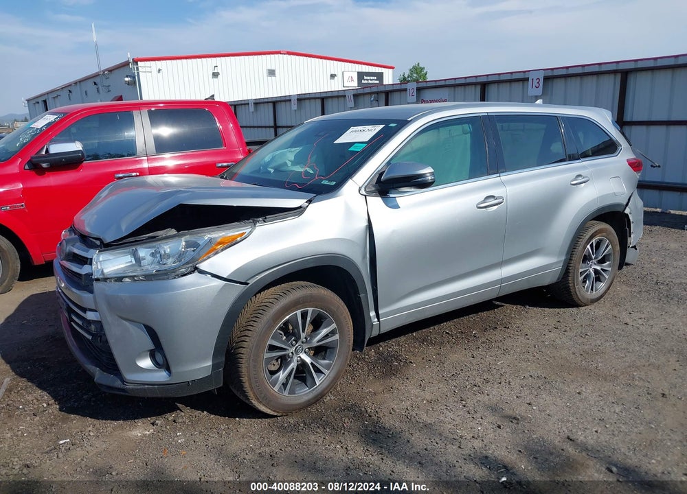 2017 TOYOTA HIGHLANDER LE PLUS VIN: 5TDBZRFH8HS363185