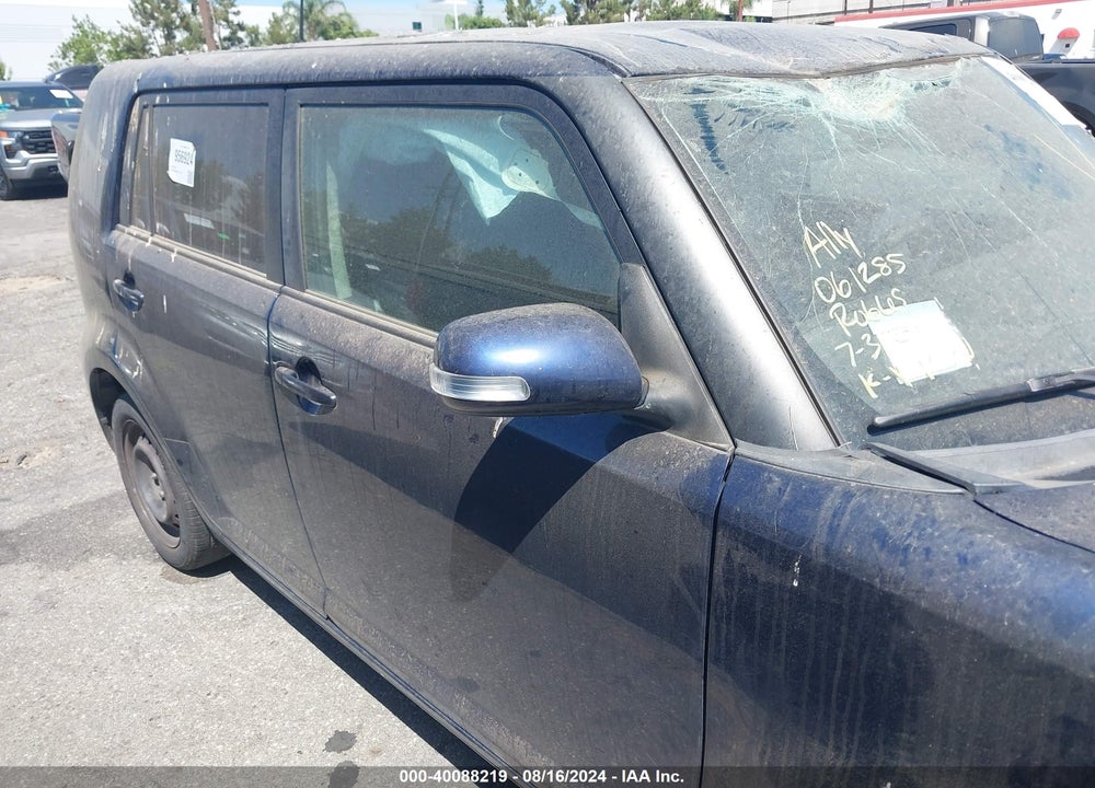 2014 SCION XB VIN: JTLZE4FE3EJ061285