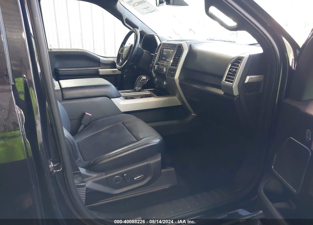 2015 FORD F-150 LARIAT VIN: 1FTEW1EG2FFA19252