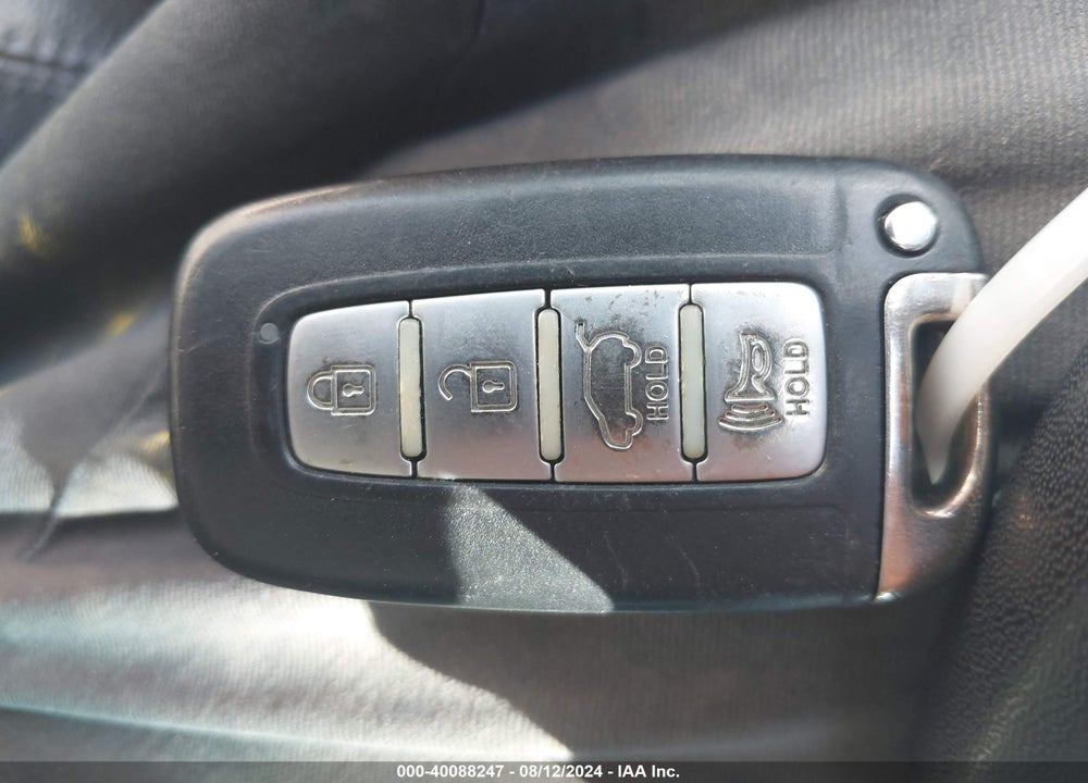 2013 HYUNDAI TUCSON LIMITED VIN: KM8JUCAC6DU615066