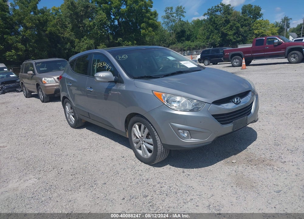 2013 HYUNDAI TUCSON LIMITED VIN: KM8JUCAC6DU615066