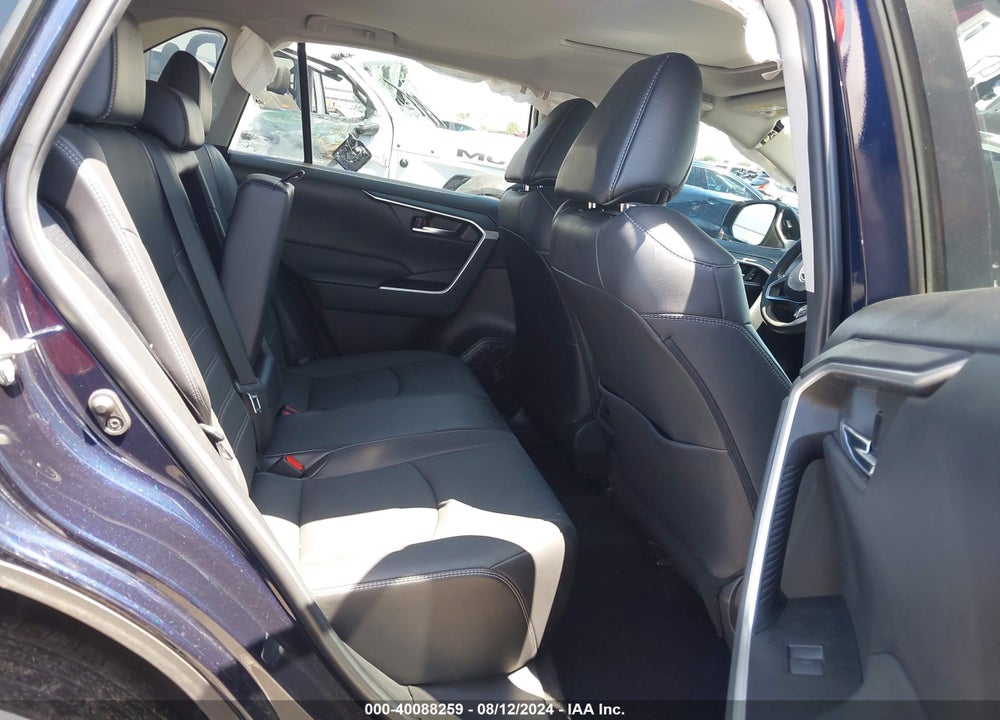 2022 TOYOTA RAV4 XLE PREMIUM VIN: 2T3C1RFV0NW199524