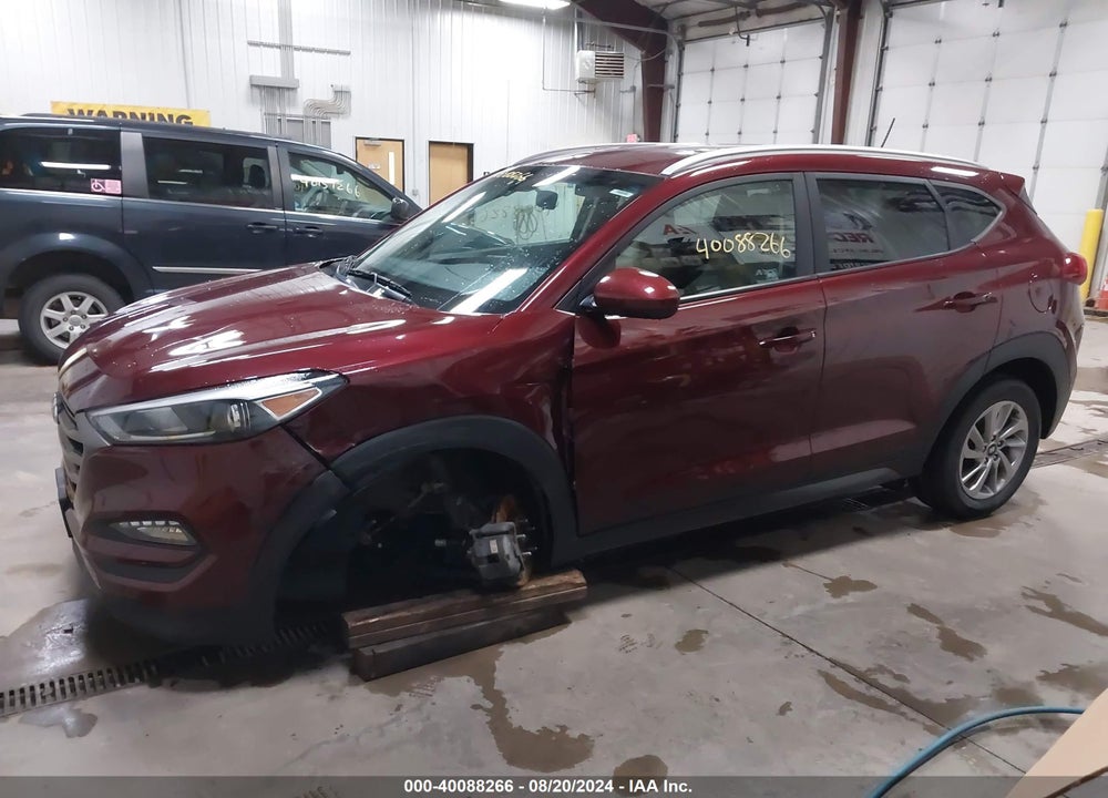 2016 HYUNDAI TUCSON SE VIN: KM8J3CA43GU145370