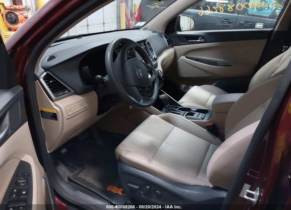 2016 HYUNDAI TUCSON SE VIN: KM8J3CA43GU145370
