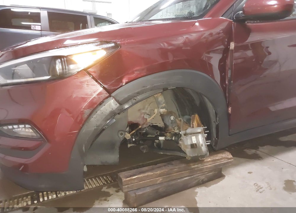 2016 HYUNDAI TUCSON SE VIN: KM8J3CA43GU145370