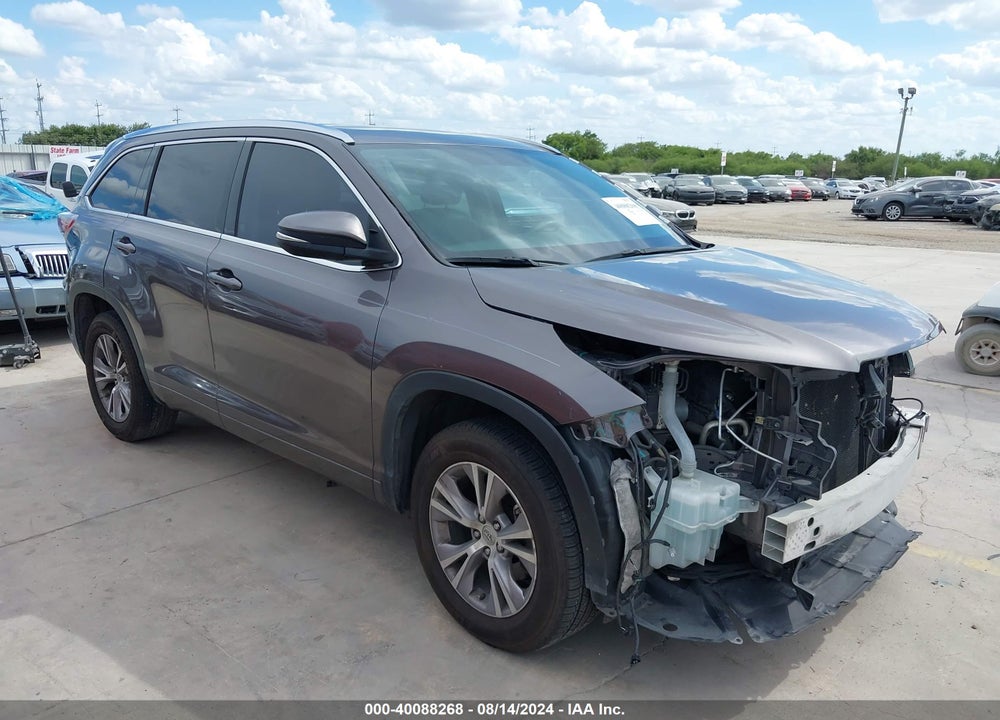 2015 TOYOTA HIGHLANDER XLE V6 VIN: 5TDKKRFH4FS114206