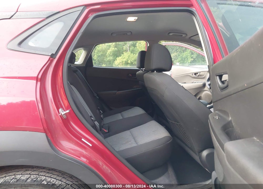 2020 HYUNDAI KONA SE VIN: KM8K12AA1LU444621