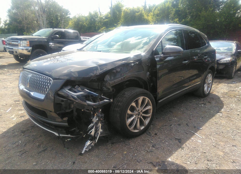 2019 LINCOLN MKC SELECT VIN: 5LMCJ2C99KUL48500