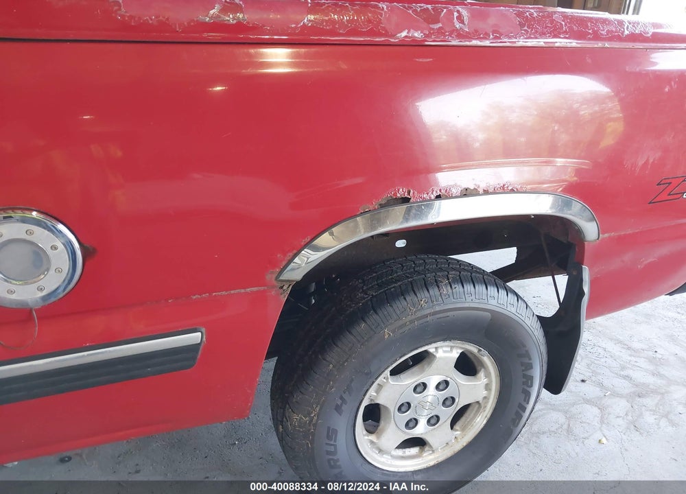 2000 CHEVROLET SILVERADO 1500 LT VIN: 1GCEK19TXYE393894