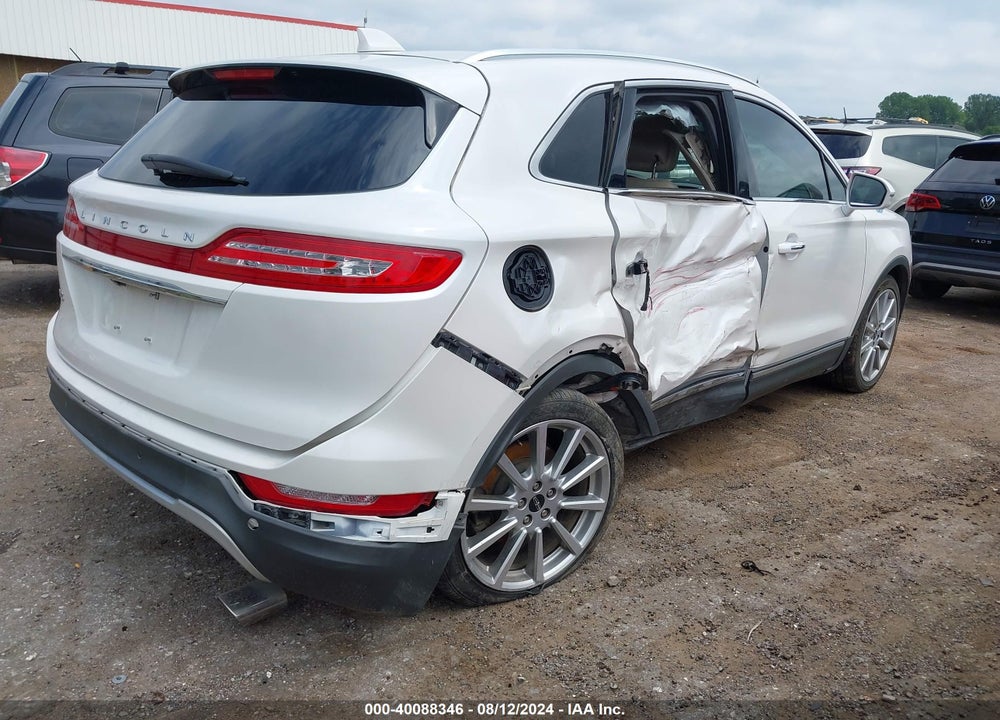 2019 LINCOLN MKC RESERVE VIN: 5LMCJ3C99KUL12585