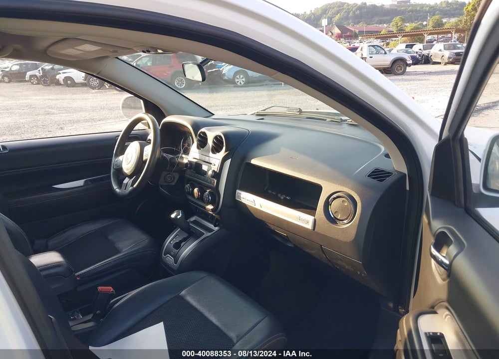 2014 JEEP COMPASS LATITUDE VIN: 1C4NJDEB7ED847893