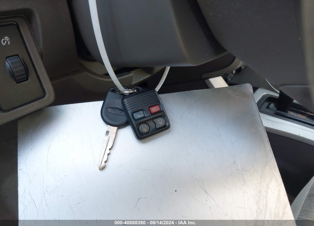 2010 FORD FOCUS SE VIN: 1FAHP3FN0AW157177