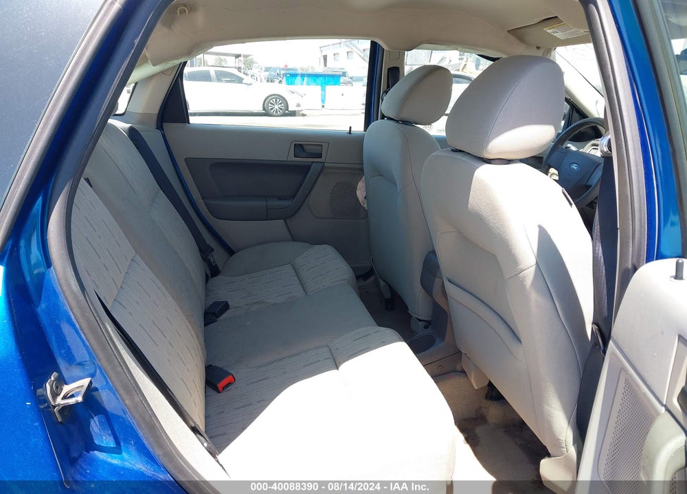 2010 FORD FOCUS SE VIN: 1FAHP3FN0AW157177
