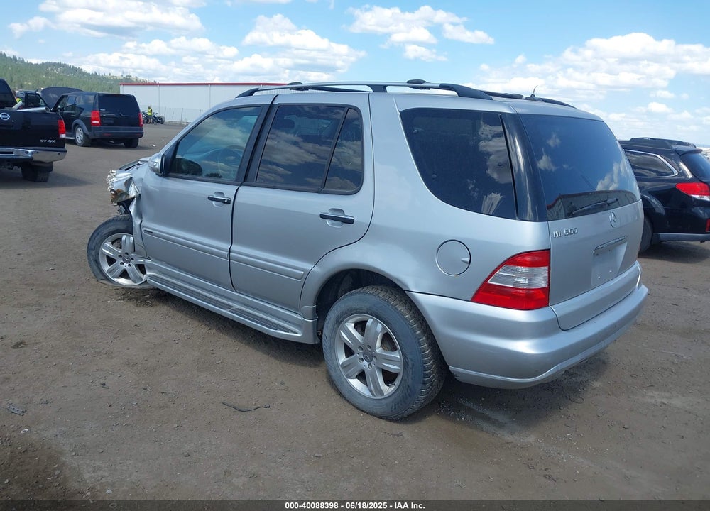2005 MERCEDES-BENZ ML 500 4MATIC VIN: 4JGAB75EX5A536561