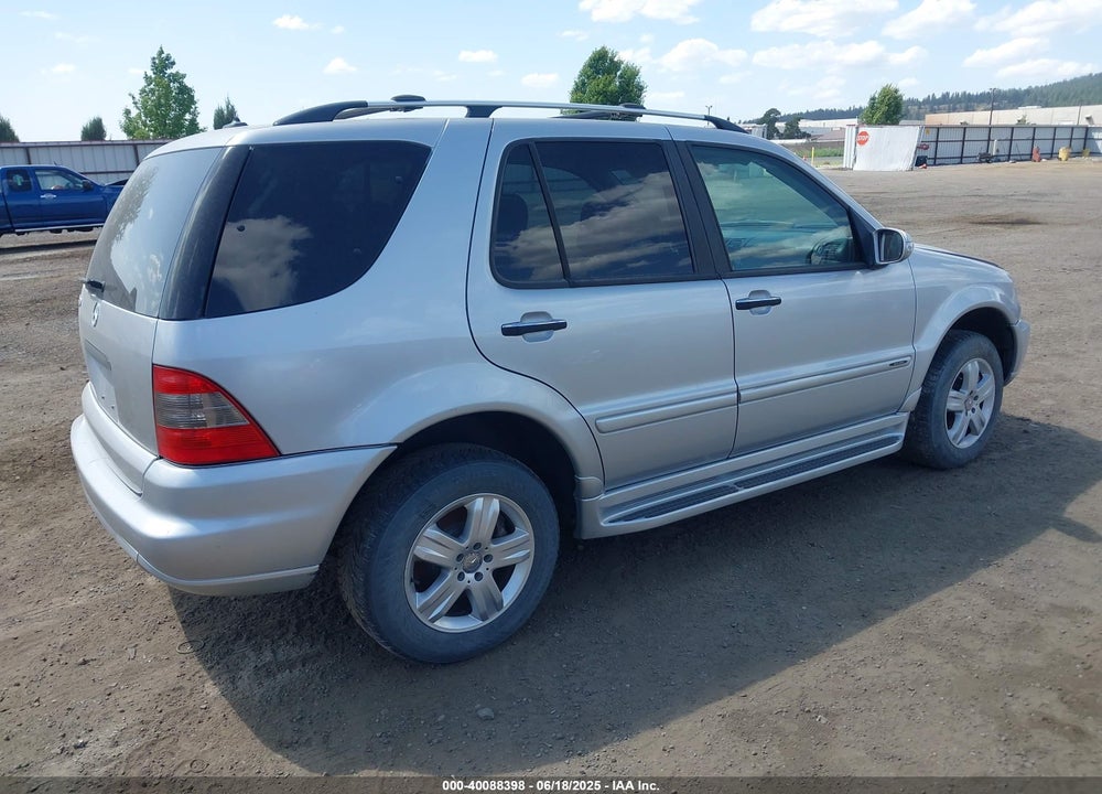 2005 MERCEDES-BENZ ML 500 4MATIC VIN: 4JGAB75EX5A536561