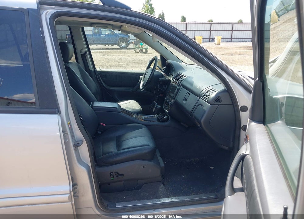 2005 MERCEDES-BENZ ML 500 4MATIC VIN: 4JGAB75EX5A536561