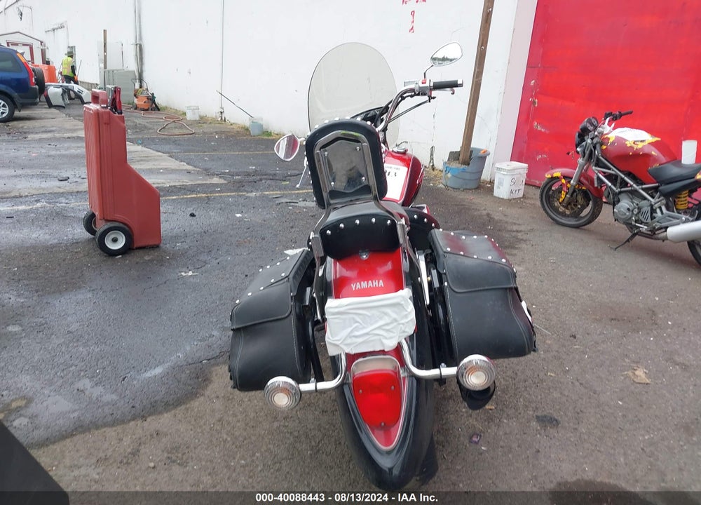 2005 YAMAHA XVS1100 A VIN: JYAVP11E25A063888