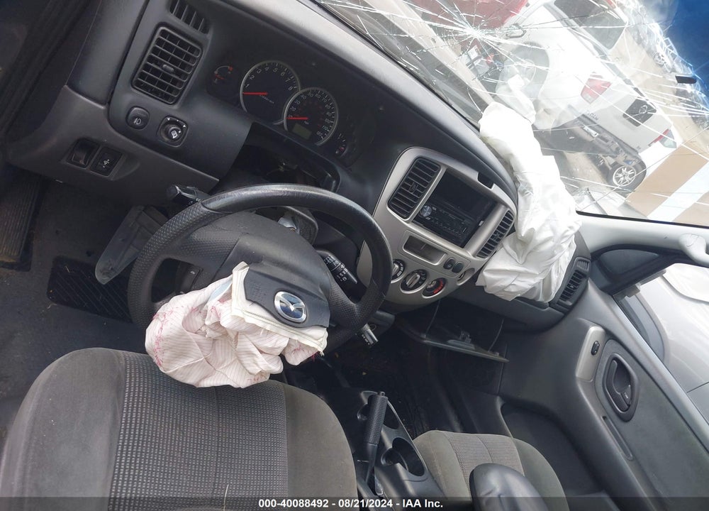 2004 MAZDA TRIBUTE VIN: 4F2YZ04184KM11815