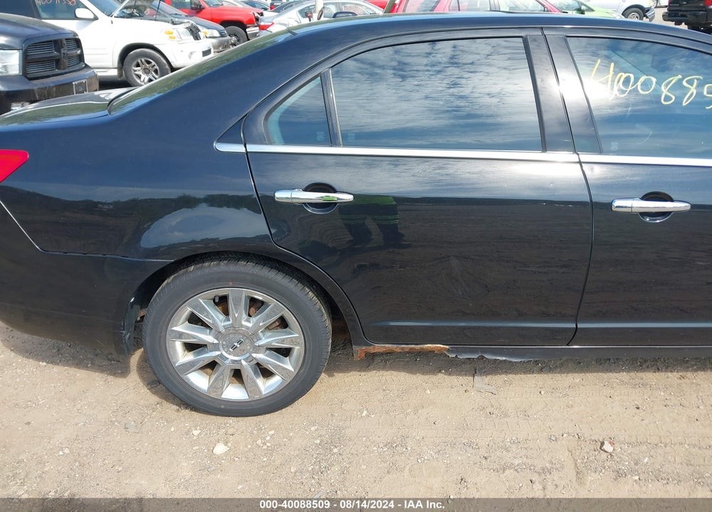 2011 LINCOLN MKZ VIN: 3LNHL2JC8BR751604