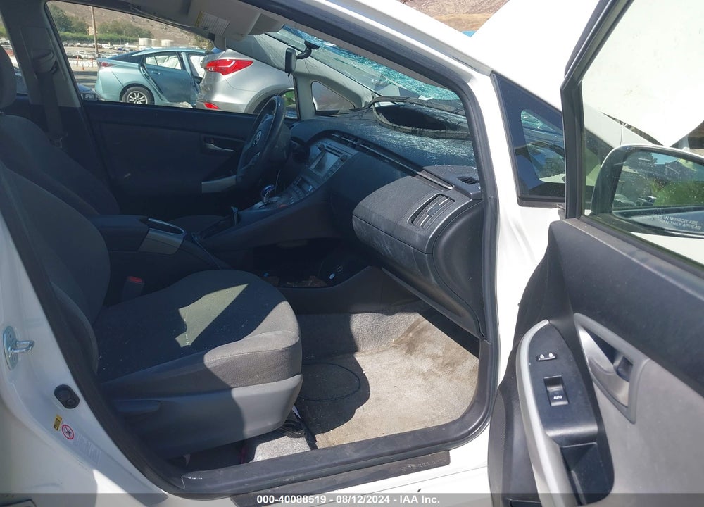 2015 TOYOTA PRIUS TWO VIN: JTDKN3DU0F0398232
