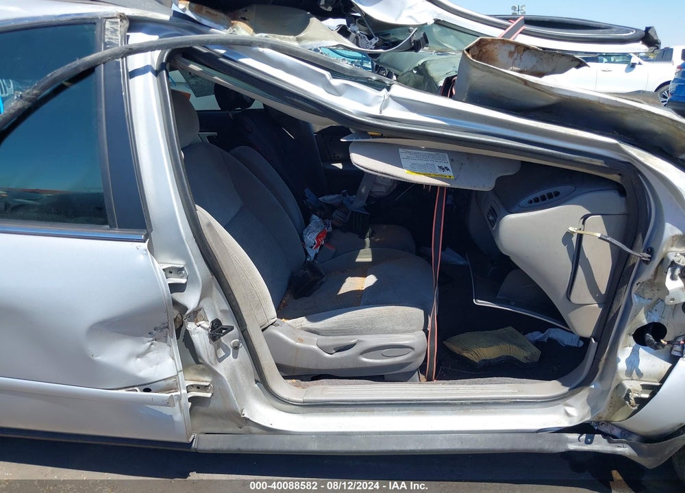 2004 FORD TAURUS SE VIN: 1FAFP58S74A143090