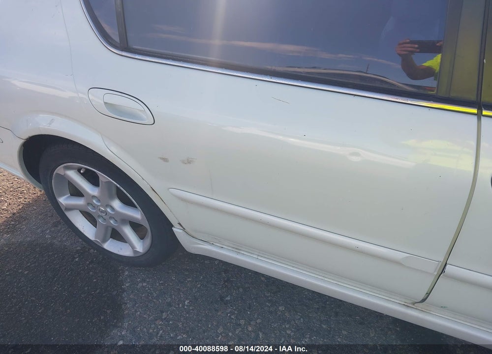 2002 NISSAN MAXIMA SE VIN: JN1DA31A22T313255