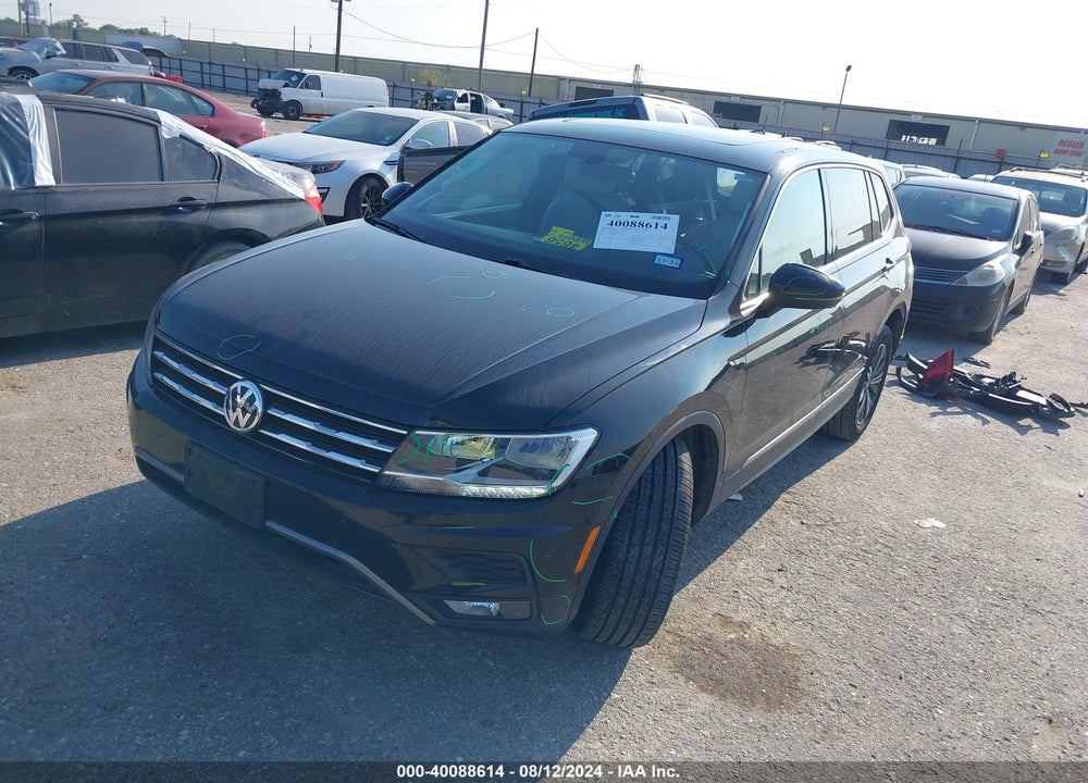 2018 VOLKSWAGEN TIGUAN 2.0T SE/2.0T SEL VIN: 3VV3B7AX4JM091298