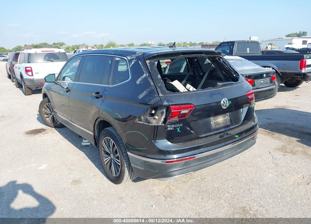 2018 VOLKSWAGEN TIGUAN 2.0T SE/2.0T SEL VIN: 3VV3B7AX4JM091298