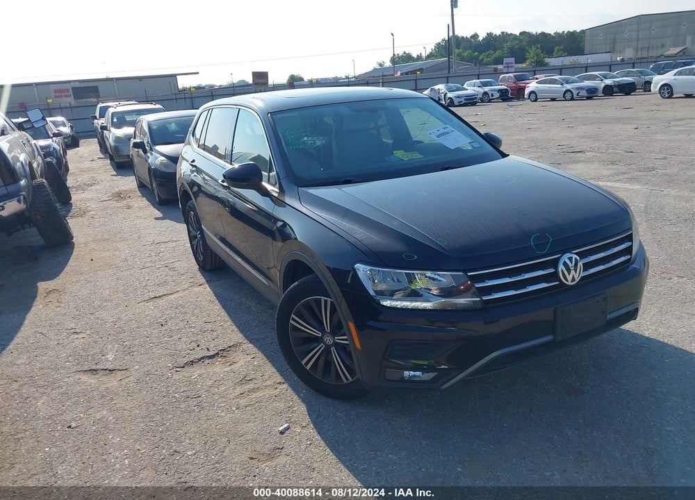 2018 VOLKSWAGEN TIGUAN 2.0T SE/2.0T SEL VIN: 3VV3B7AX4JM091298