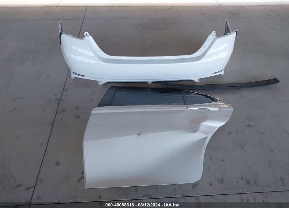 2021 TOYOTA CAMRY SE VIN: 4T1G11AK8MU526209