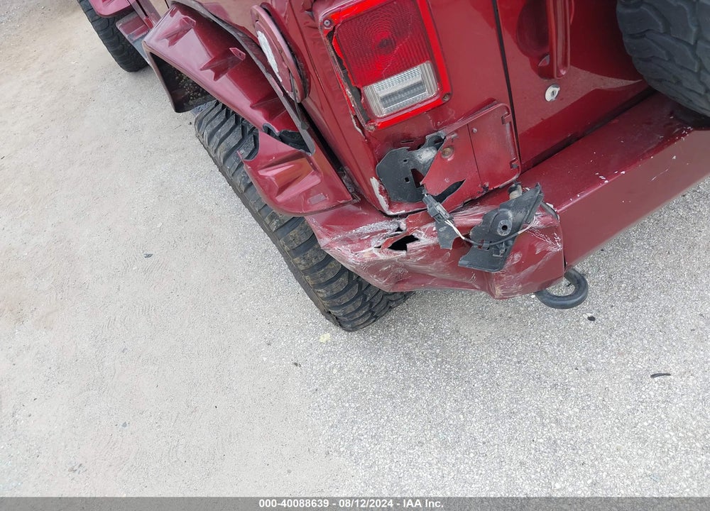 2013 JEEP WRANGLER UNLIMITED SAHARA VIN: 1C4BJWEG1DL525622