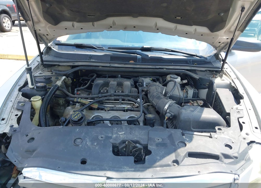 2010 FORD TAURUS SE VIN: 1FAHP2DW4AG132458