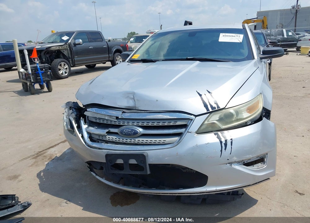 2010 FORD TAURUS SE VIN: 1FAHP2DW4AG132458