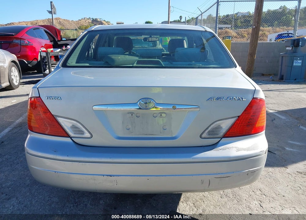 2001 TOYOTA AVALON XL VIN: 4T1BF28B61U158311