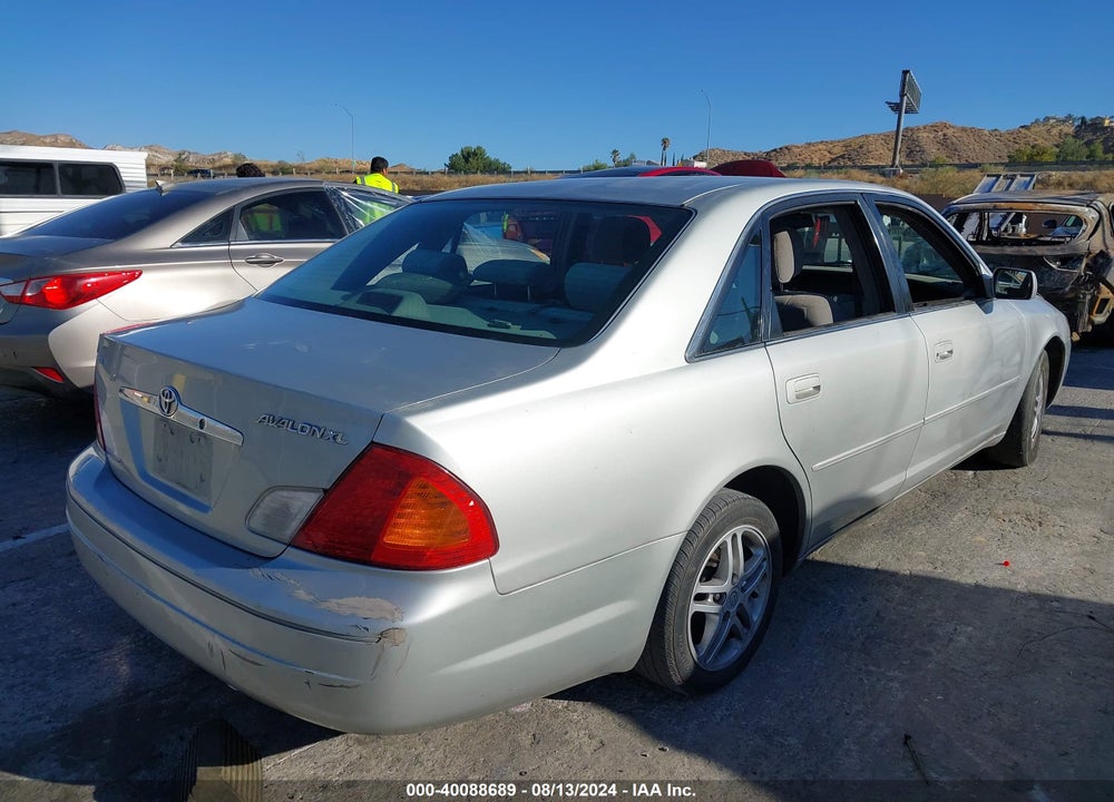 2001 TOYOTA AVALON XL VIN: 4T1BF28B61U158311