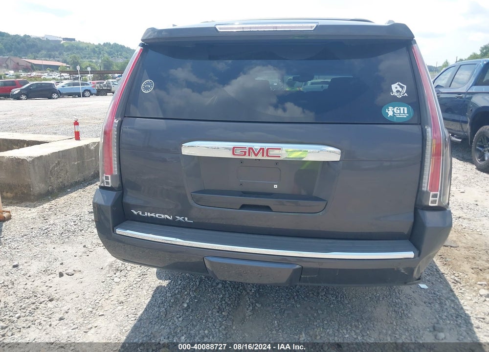 2015 GMC YUKON XL 1500 DENALI VIN: 1GKS2JKJXFR132951